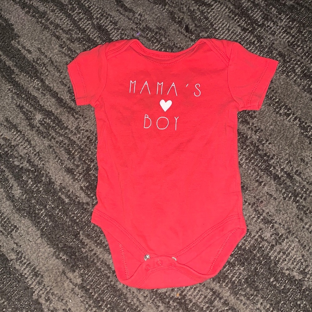 Mamas boy onesie 💙